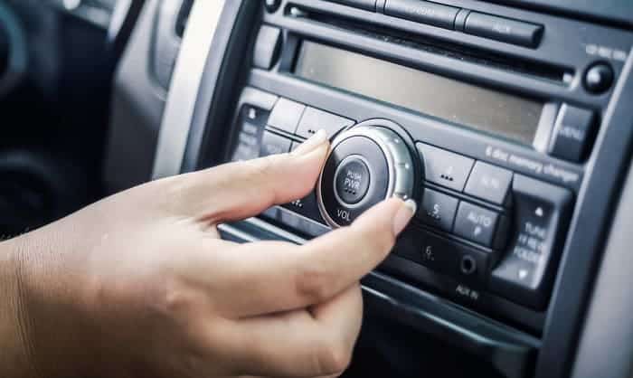 5 Ways to Improve Your Car Radio Reception