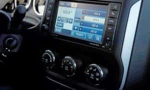 radio stays on when car is off and door is open