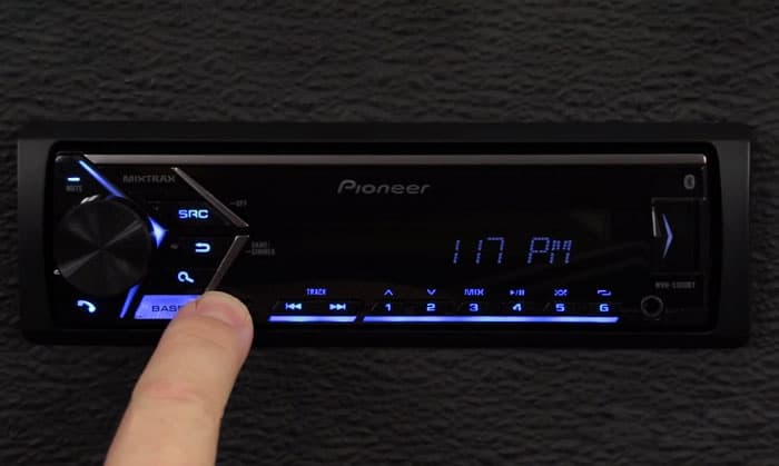 set-time-on-pioneer-radio