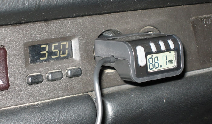 How Does a Bluetooth FM Transmitter Work
