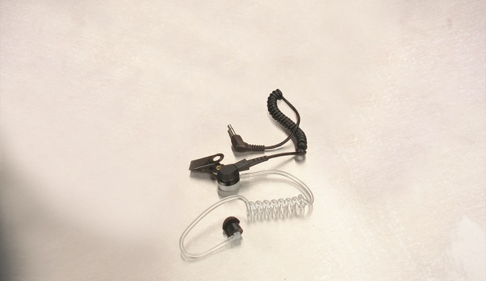 wear-an-earpiece