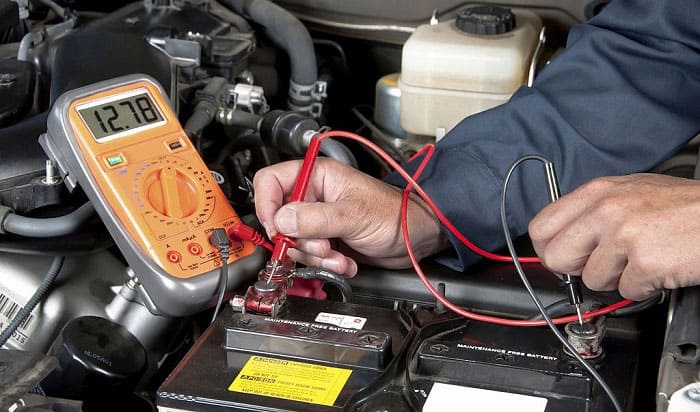 How long can car battery run radio