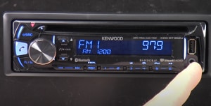 removing-kenwood-car-stereo