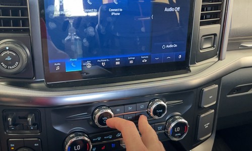 Resetting-Ford-Escape-SYNC-4